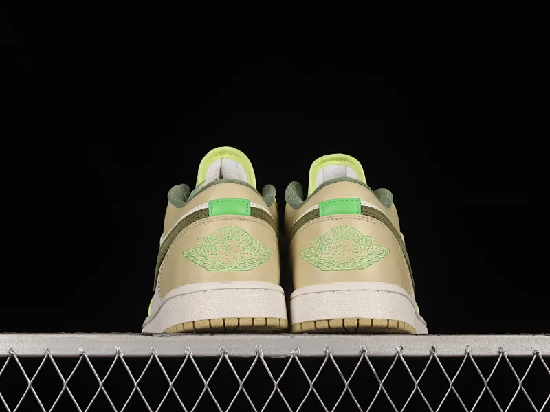 All categories Air Jordan Jordan series basketball shoes Air Jordan 1 Low Air Jordan 1 Low AJ1 Joe 1 fresh white and green cultural low-top basketball shoes FD9906-131